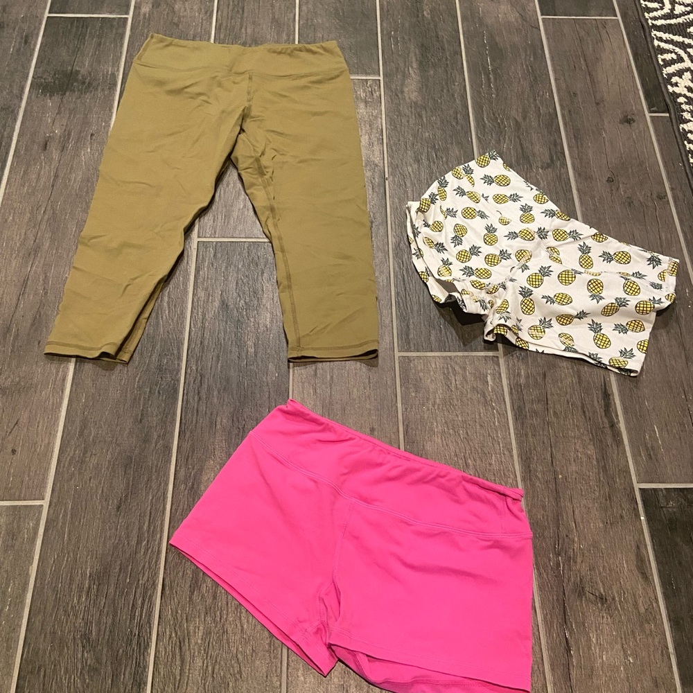Savage Barbell large lot booty shorts and capris